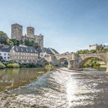 Bro over Lahn-floden til byen Runkel i Nordtyskland