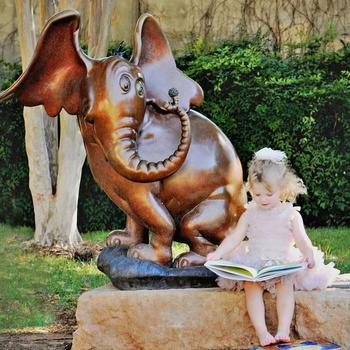 Adamson-Spalding Storybook Garden i Abilene, Texas - ©Steve Butman Photography