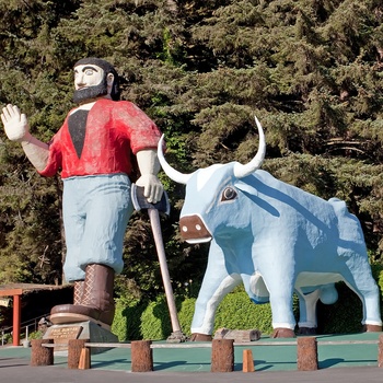 Bemidji Paul Bunyan and Babe the Blue Ox - Minnesota