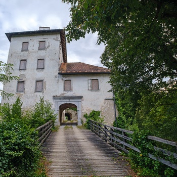 Gradac Slot i Bela Krajina-region, Slovenien