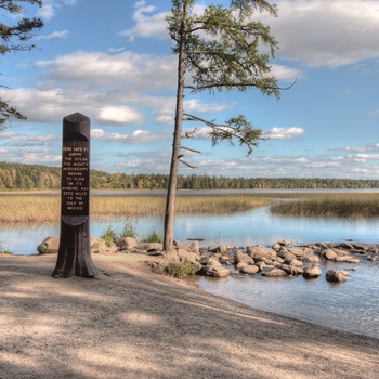 Itasca State Park - her udspringer Mississippi-floden fra, Minnesota