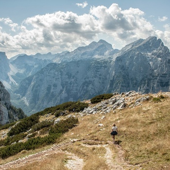 Vandring i Triglav National Park, Slovenien - Foto: Bram van Geerenstein Unsplash