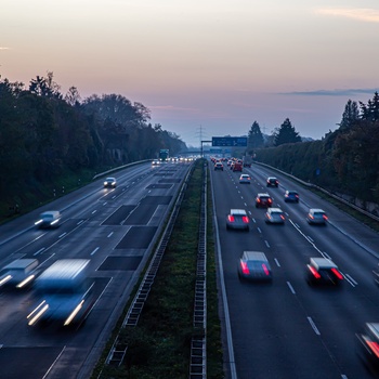 Tyskland, Weseling - den første Autobahn fra 1932 i Tyskland mellem Köln og Bonn i dag med vejnummer A555