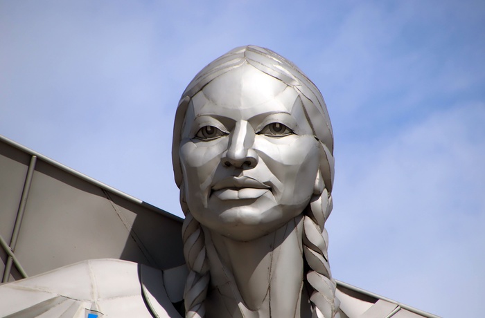 Statuen, Dignity of Earth and Sky i South Dakota