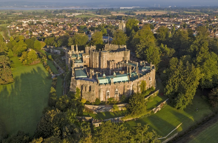 England, Gloucestershire - Berkeley Castle set fra en drone