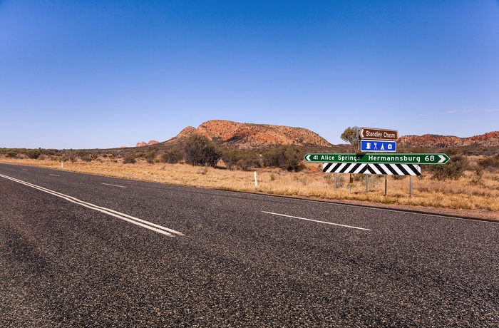 Vejskilt mod kløften Standley Chasm - Northern Territory