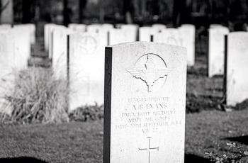 Airborn Cemetery i Holland