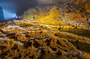 Grotten Akiyoshido Cave - det sydlige Japan