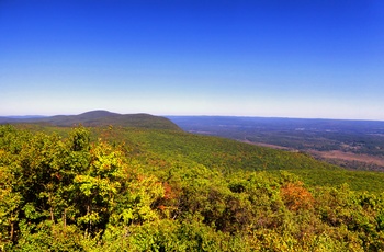 Bear Mountain - det højeste bjerg i Connecticut