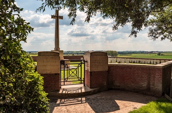 Belgien, Ypres - Indgangen til Lone Tree War Cemetery