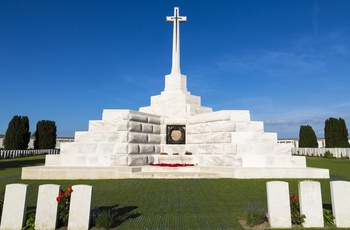 Belgien, Ypres - monument ved Tyne Cot kirkegården