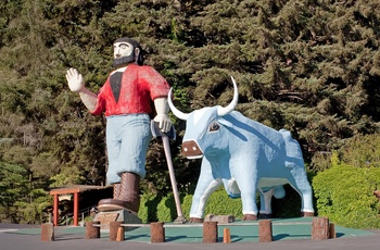 Bemidji Paul Bunyan and Babe the Blue Ox - Minnesota