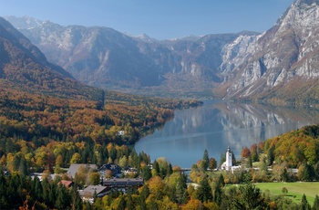 Bohnij-søen på en solrig efterårsdag, Slovenien