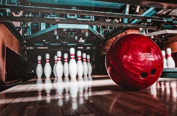 Retro bowlingbane