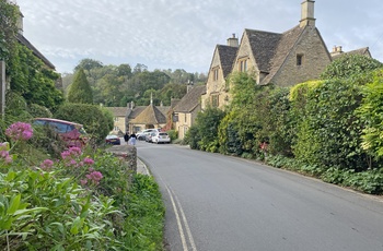Castle Combe - landsby i Cowtwolds - England