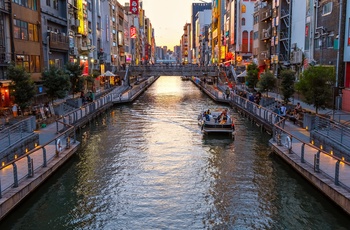 Dotonbori distriktet i Osaka, Japan - AS