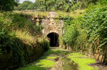 England, Cotswolds - indgangen til den 3,4 km lange Sapperton ved Thames and Severn Canal