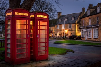 England, Cotswolds, Broadway - mere engelsk bliver det ikke med røde telefonbokse