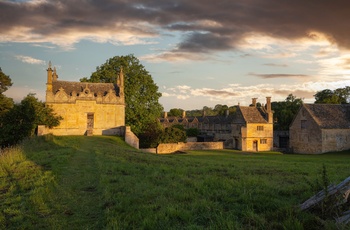 England, Gloucestershire, Cotswolds, Chipping Campden - den gamle Banqueting Hall og fattighusene Almshouses