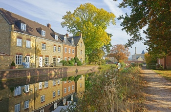 England, Glouchestershire, Cotswolds - efterår ved Thames & Severn Canal i Ebley ved Stroud 