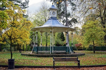 England, Swindon - den søde musikpavillion i Swindon Town Gardens