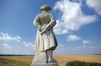 Frankrig, Craonne - statue af Napoleon til minde om slaget ved Craonne 7. marts 1814