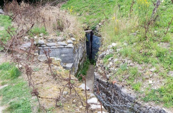 Frankrig, Lorraine, Verdun - skyttegrav fra 1. verdenskrig ved Butte de Vauquois