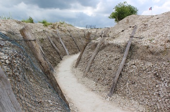 Frankrig, Massiges - rekonstrueret skyttegrav ved Main des Massiges