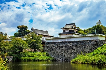 Fukuoka slotsruin i Maizuru Park, Fukuoka i Japan