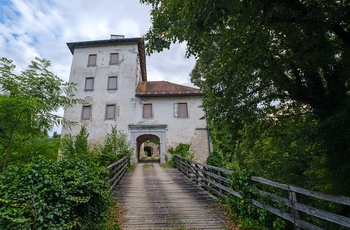 Gradac Slot i Bela Krajina-region, Slovenien