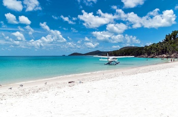 Vandflyver ved stand på Hamilton Island - Queensland