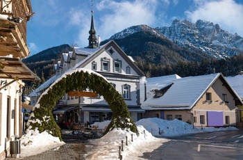 Feriebyen Kranjska Gora om vinteren, de julianske Alper, Slovenien