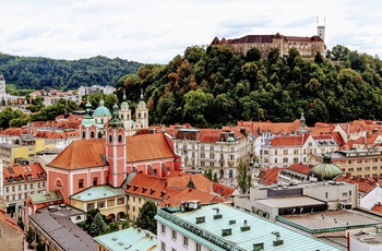 Udsigt over hovedstaden Ljubljana og slottet, Slovenien - Foto: detait Unsplash