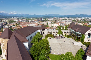 Udsigt over Ljubljana slot og byen i Slovenien