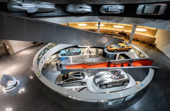 Mercedes Benz Museum i Stuttgart - Copyright: Mercedes-Benz AG