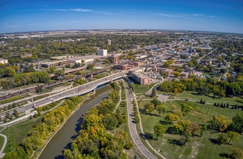 Red River of The North adskiller Fargo og Moorhead - Midtvesten