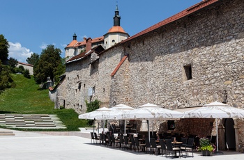 Skofja Loke Slot og Museum om sommeren, Slovenien