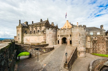 Skotland - Stirling Castle høj hævet over det omliggende landskab