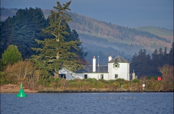 Skotland, Caledonian Canal - Bona Lighthouse ved Peter Sandground