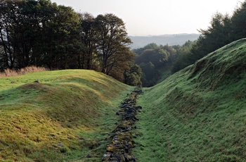 Skotland, East Dunbartonshire, Twechar - på vej ned af Bar Hill langs resterne af den romerske Antonine Wall