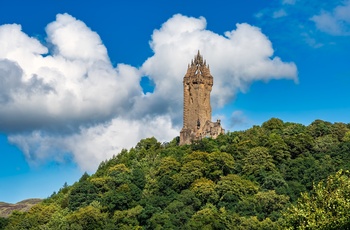 Skotland, Stirling - The National Wallace Monument troner flot over landskabet