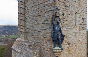 Skotland, Stirling - statue af Wallace på National Wallace Monument 