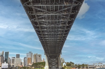 Sydney Harbour Bridge set nedefra, New South Wales