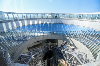 Kuchu Teien Observatory på toppen af Umeda Sky Building i Osaka, Japan