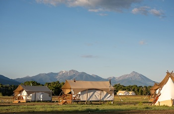 Under Canvas Paradise Valley Tent Camp 